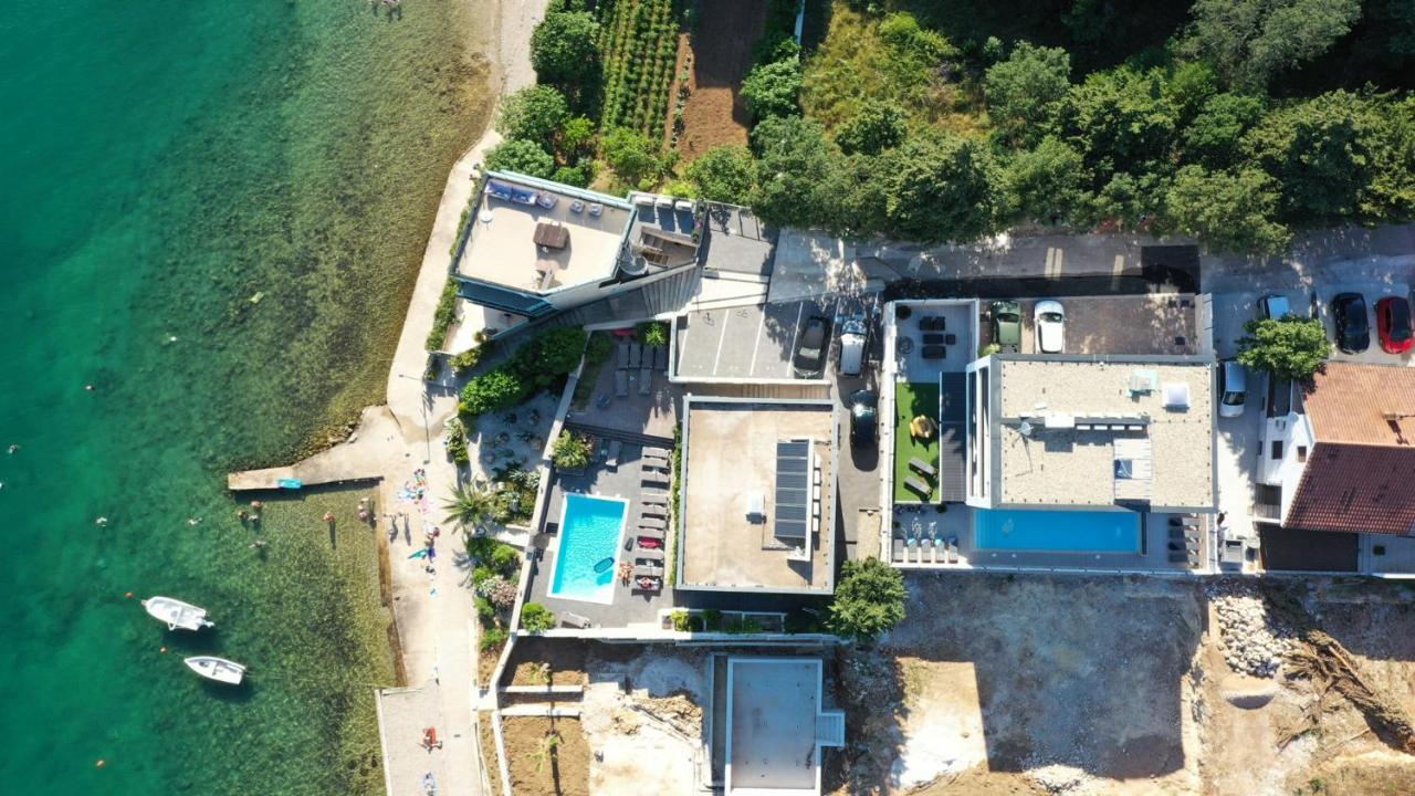 Adastra Apartments 마슬레니차 외부 사진