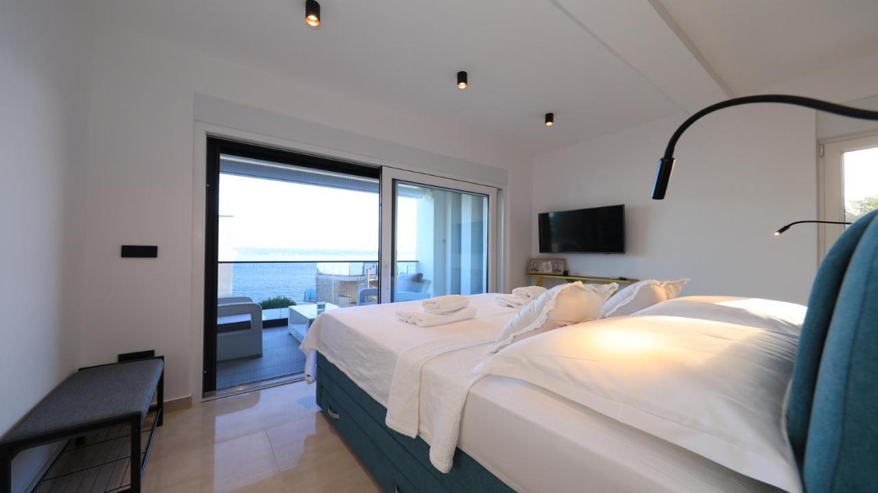 Adastra Apartments 마슬레니차 외부 사진
