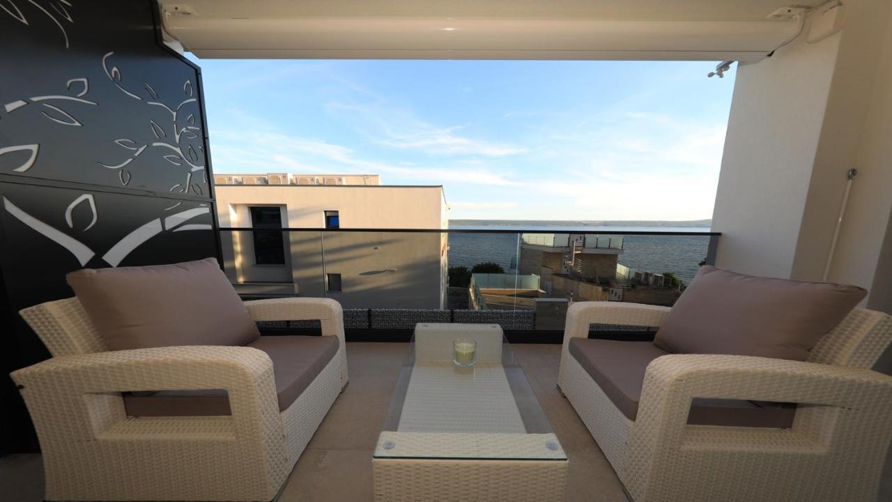 Adastra Apartments 마슬레니차 외부 사진