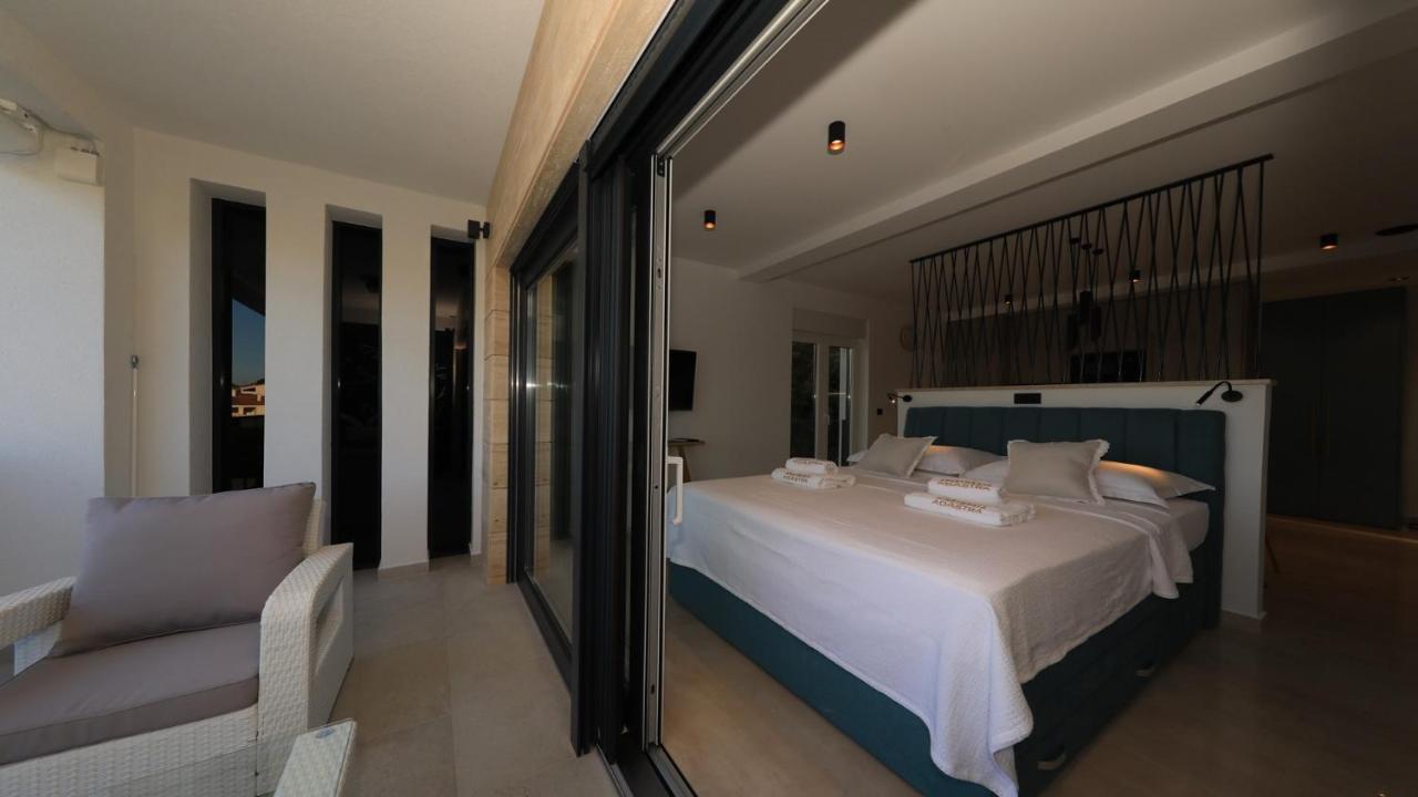 Adastra Apartments 마슬레니차 외부 사진
