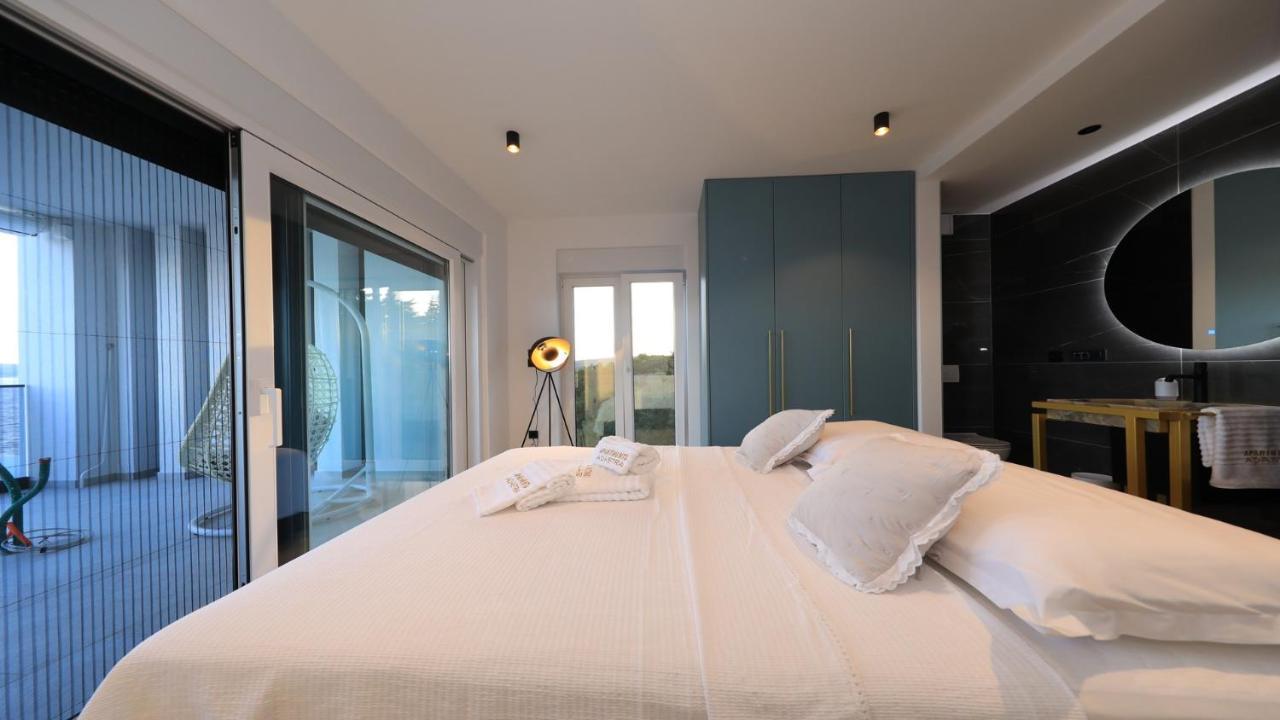 Adastra Apartments 마슬레니차 외부 사진