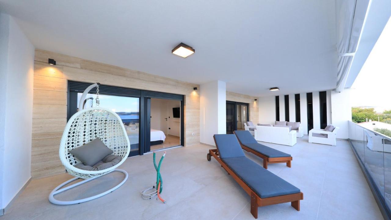 Adastra Apartments 마슬레니차 외부 사진