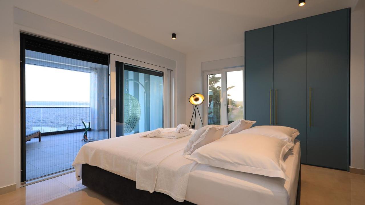 Adastra Apartments 마슬레니차 외부 사진